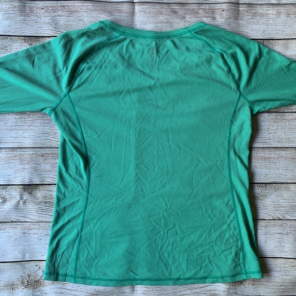 Athletic Works | Green long sleeve work out top - Picture 5 of 6